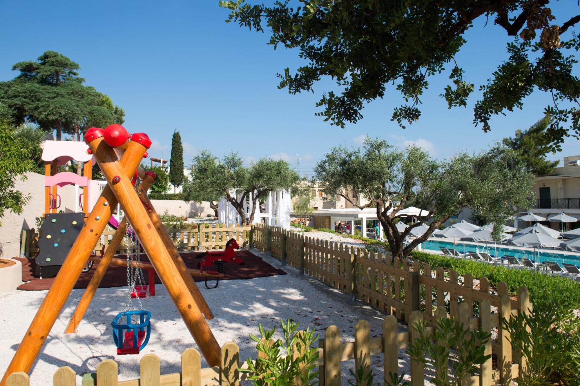 Sundance Apartments & Suites Hersonissos  Ngoại thất bức ảnh